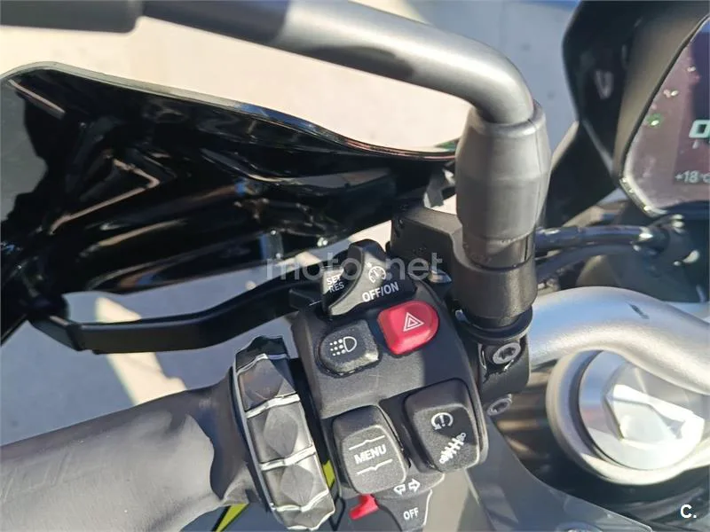 BMW F 900 R - Vista 5