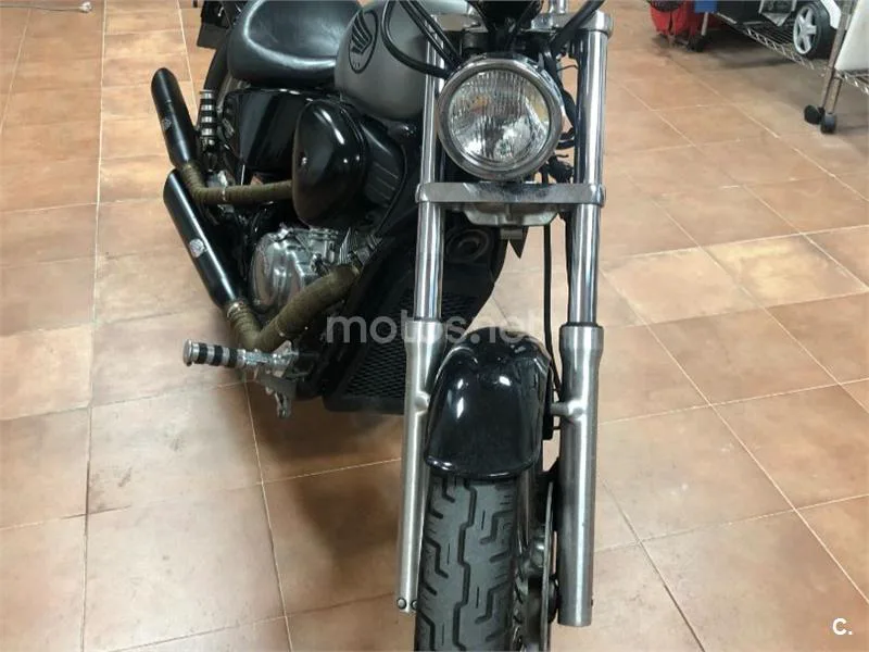Honda Shadow VLX 600 - Vista 3