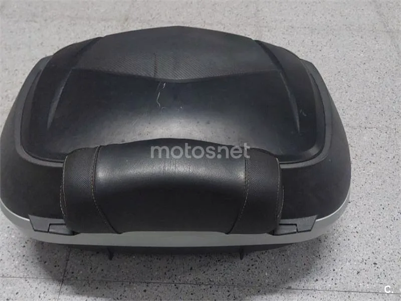Kymco AK 550 - Vista 11