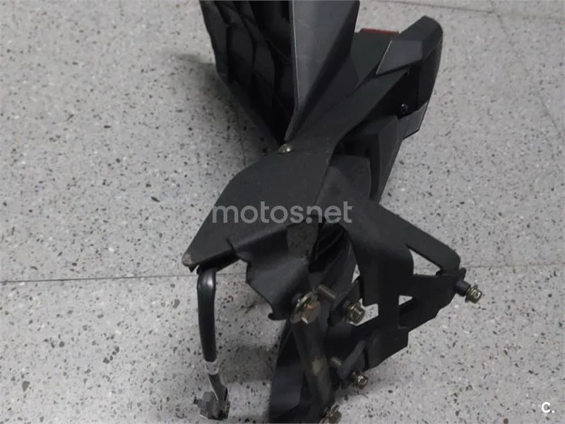 Kymco AK 550 - Vista 14