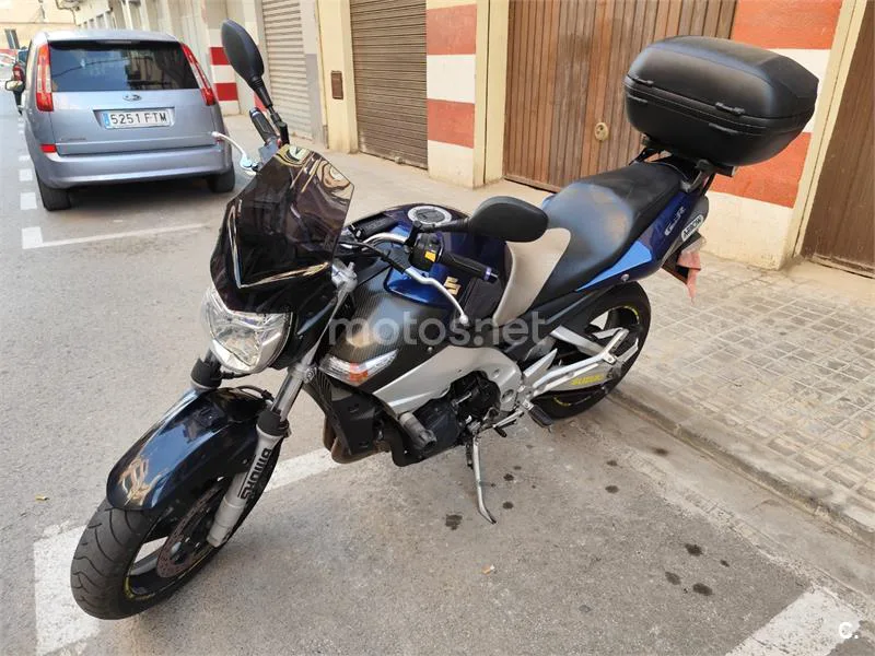 Suzuki GSR600 - Vista 4