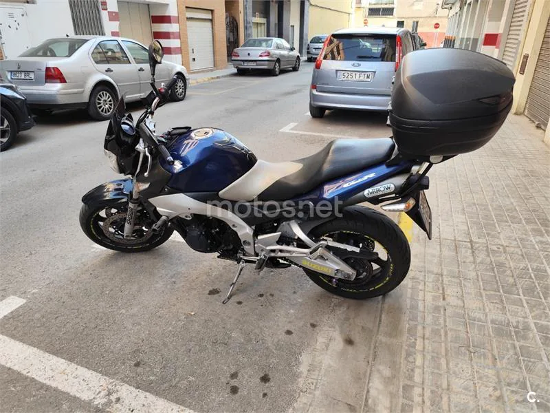 Suzuki GSR600 - Vista 8