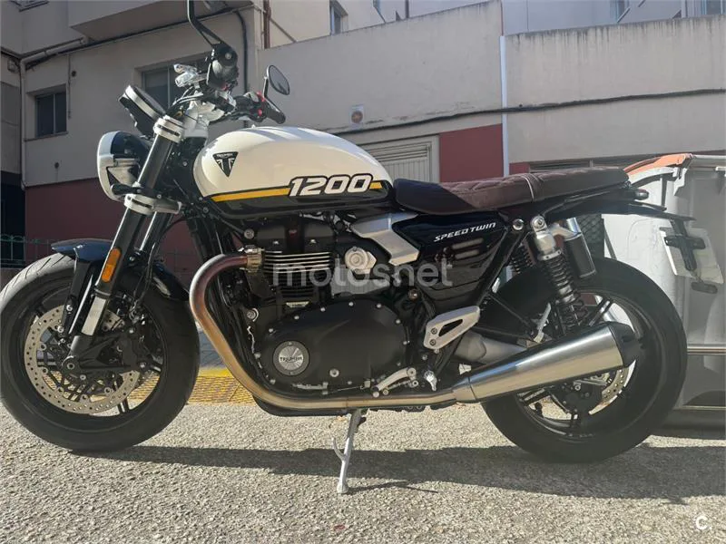 Triumph Speed Twin 1200 12.490 € 2025 A Coruña - 1