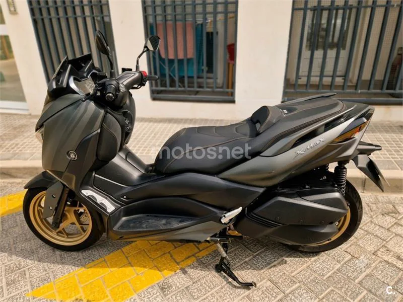Yamaha XMAX 300 - Vista 5
