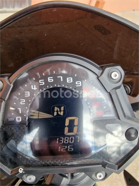 Kawasaki Z650 - Vista 4