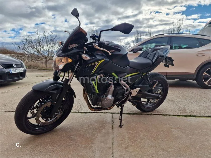 Kawasaki Z650 - Vista 5