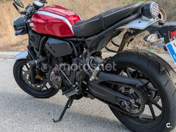Yamaha XSR700 - Vista 4