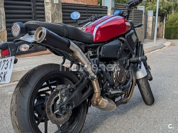 Yamaha XSR700 - Vista 5