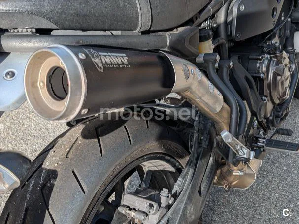Yamaha XSR700 - Vista 7