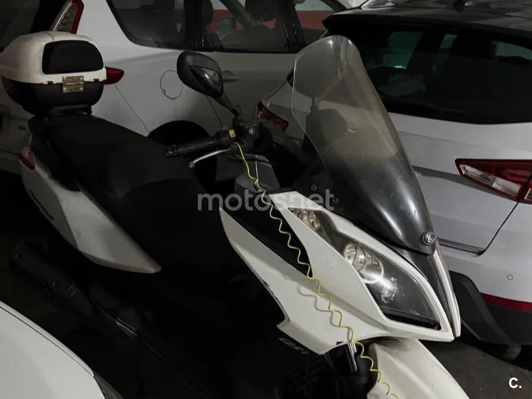 Kymco Super Dink 125 - Vista 3