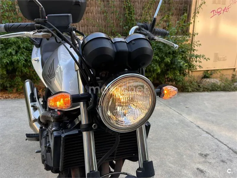 Honda CBF600N - Vista 7