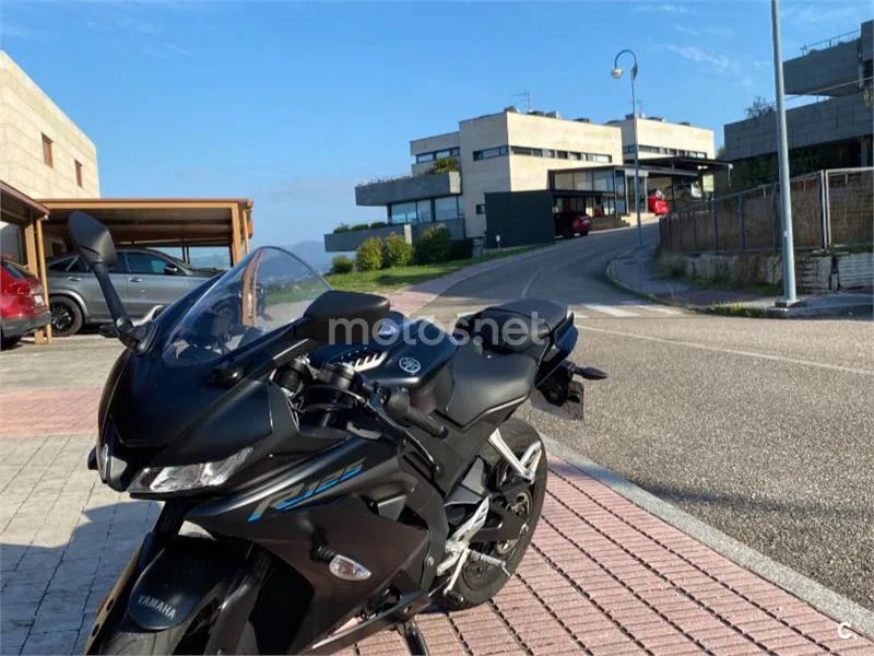 Yamaha YZF-R125 4199 € 2022 Pontevedra - 1