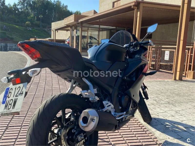 Yamaha YZF-R125 - Vista 10