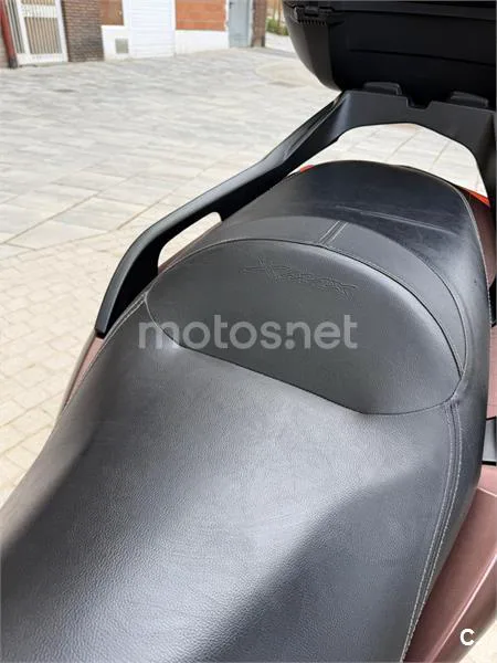 Yamaha XMAX 300 - Vista 24