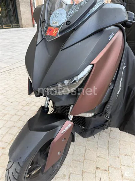 Yamaha XMAX 300 - Vista 30