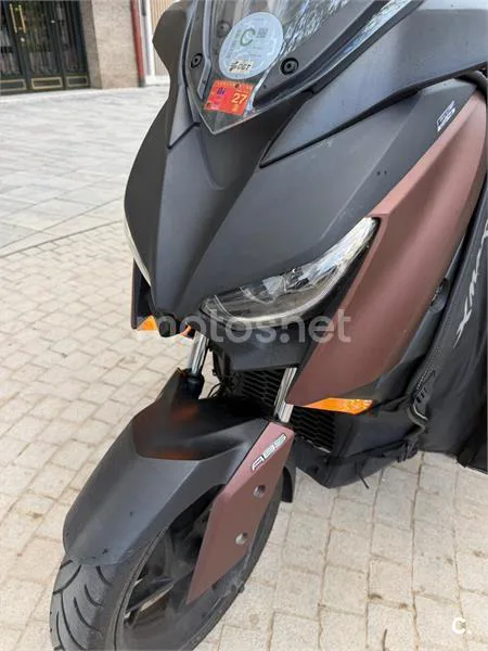 Yamaha XMAX 300 - Vista 31