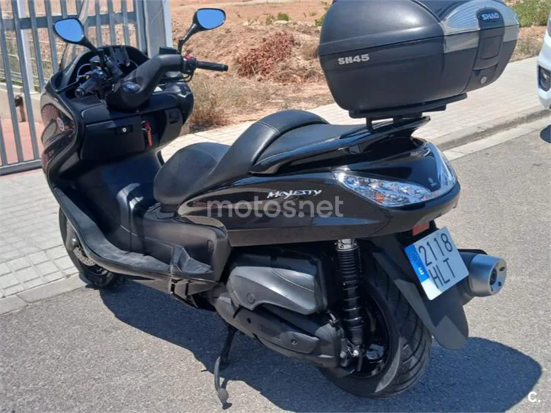 Yamaha XMAX 400 - Vista 6