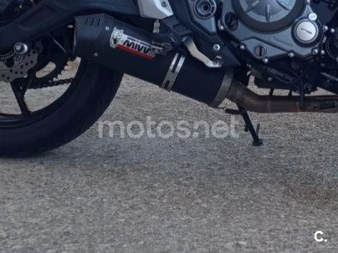 Kawasaki Z650 - Vista 8