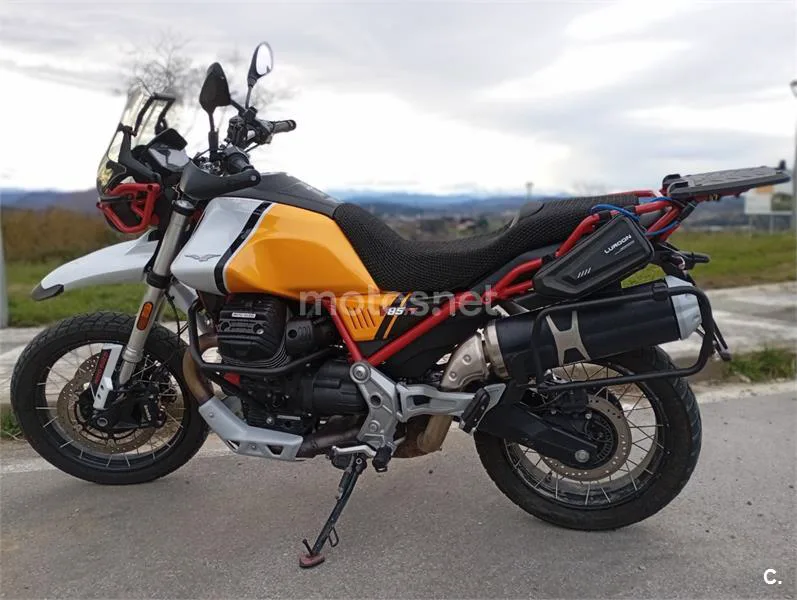 Moto Guzzi V85 TT 7500 € 2023 Cantabria - 2