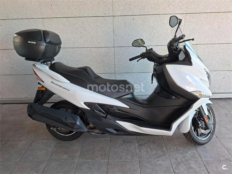 Suzuki Burgman 400 4900 € 2019 Pontevedra - 1
