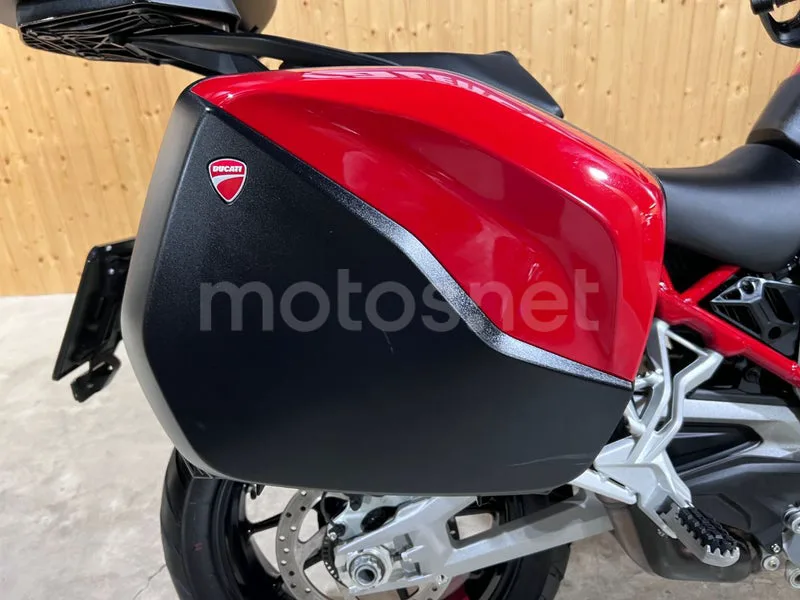 Ducati Multistrada V4 - Vista 38