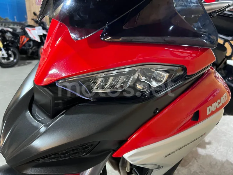 Ducati Multistrada V4 - Vista 48