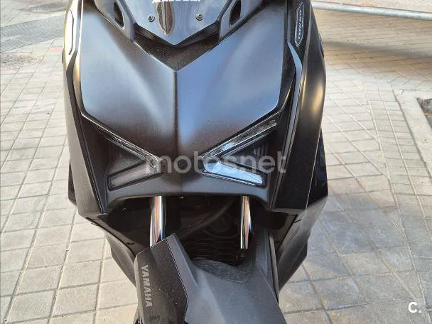 Yamaha XMAX 300 5000 € 2024 Madrid - 2