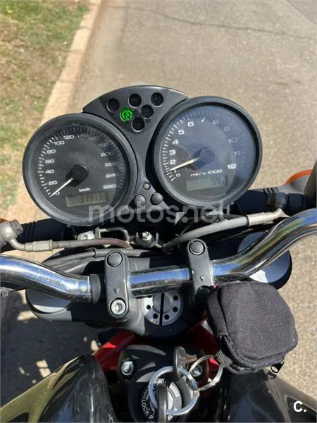Ducati Monster 695 - Vista 3