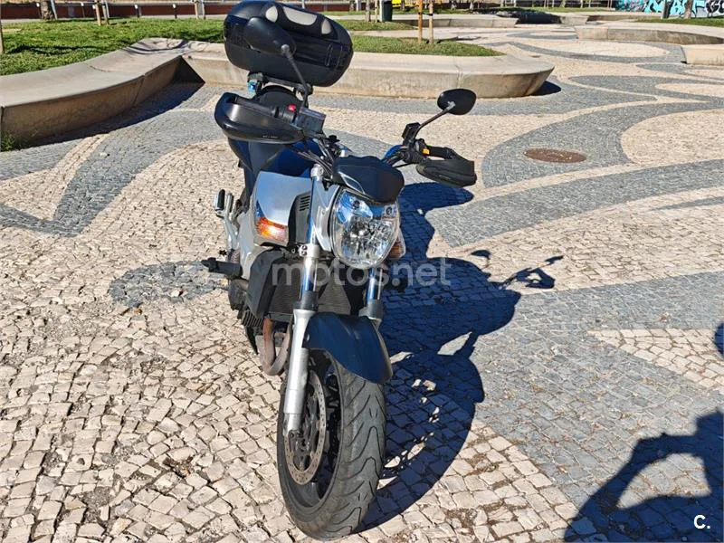 Suzuki GSR600 - Vista 3