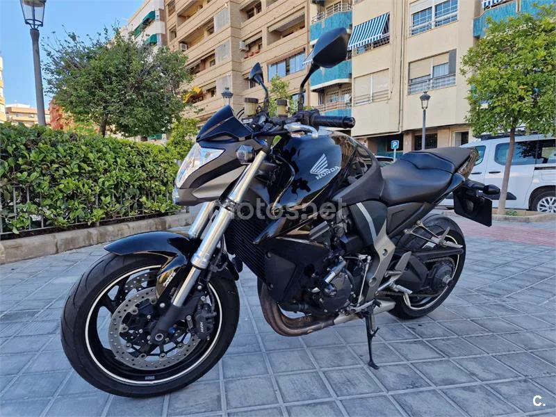 Honda CB1000R - Vista 12