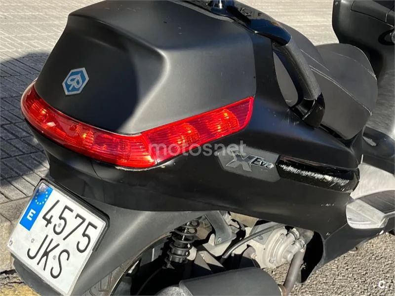 Piaggio XEvo 125 - Vista 14