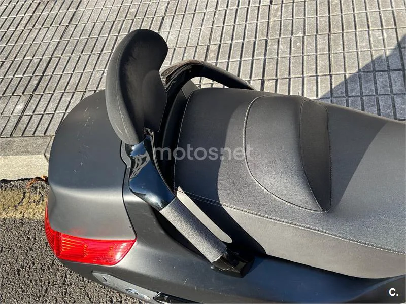 Piaggio XEvo 125 - Vista 8