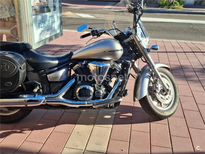 Yamaha XVS1300A Midnight Star - Vista 5