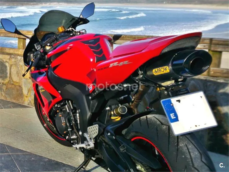 Honda CBR1000RR Fireblade - Vista 5
