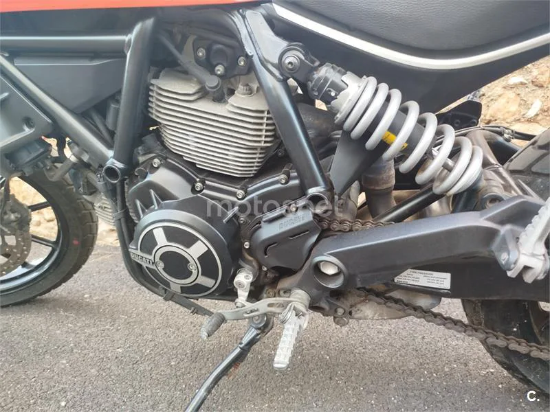 Ducati Scrambler - Vista 4