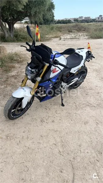 BMW F 900 R - Vista 4