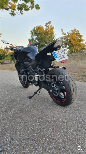 Kawasaki Z750 - Vista 3