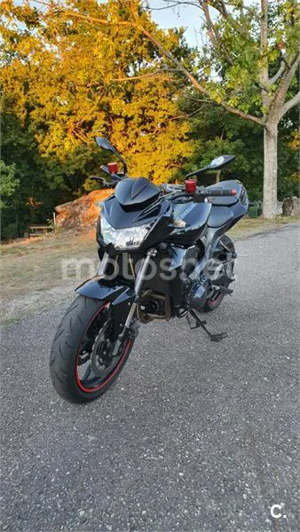 Kawasaki Z750 - Vista 4