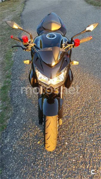 Kawasaki Z750 - Vista 7