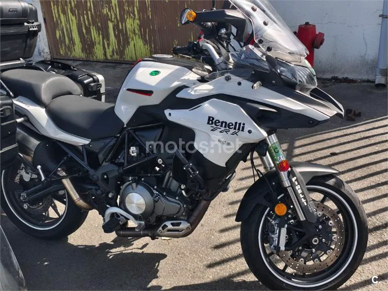 Benelli TRK 502 - Vista 15