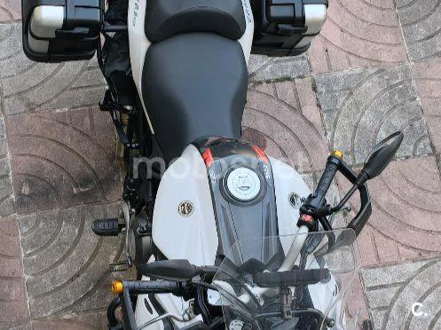Benelli TRK 502 - Vista 3