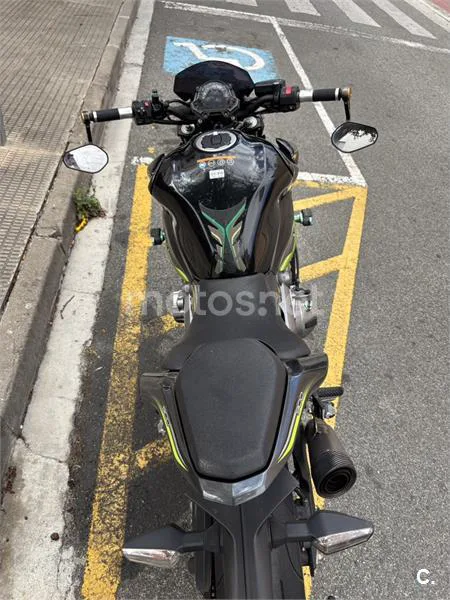 Kawasaki Z900 - Vista 7