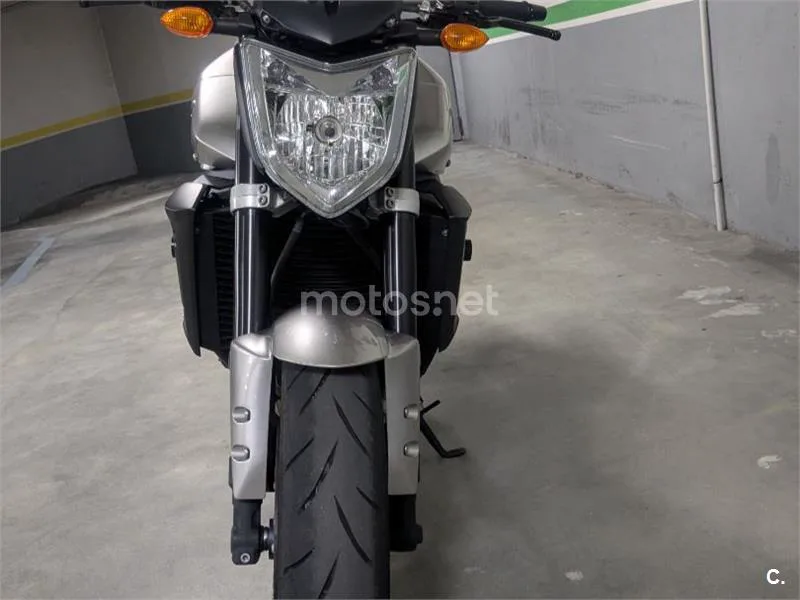 Yamaha FZ1 - Vista 6