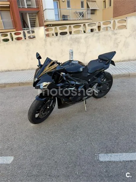 Yamaha YZF-R6 - Vista 3