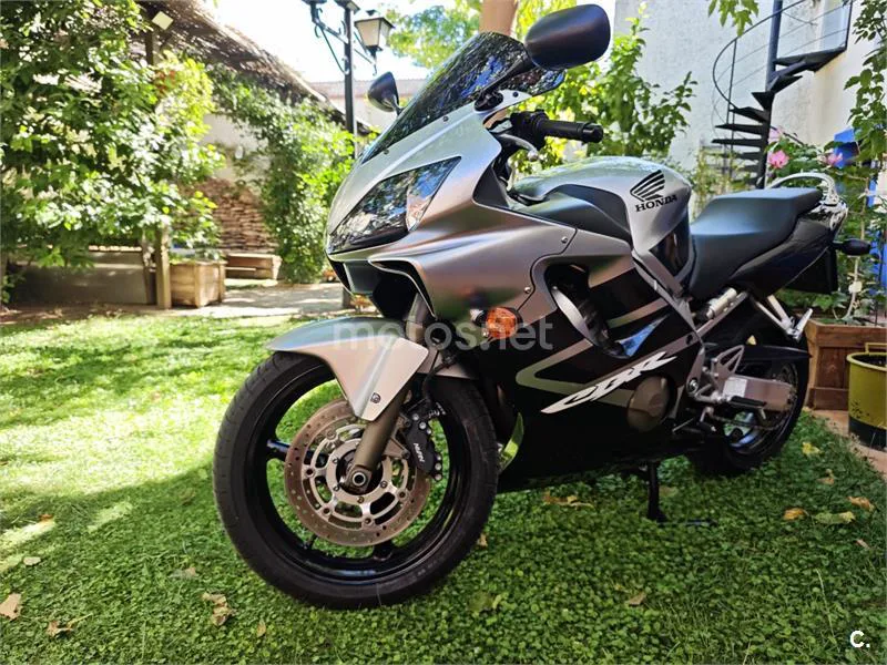 Honda CBR600F - Vista 14