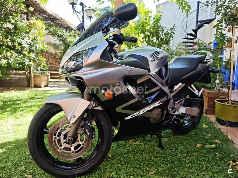 Honda CBR600F - Vista 3