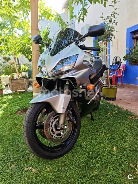 Honda CBR600F - Vista 5