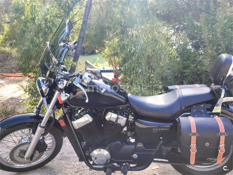 Honda VT750S - Vista 7