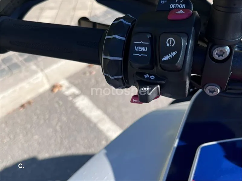 BMW S 1000 XR - Vista 4