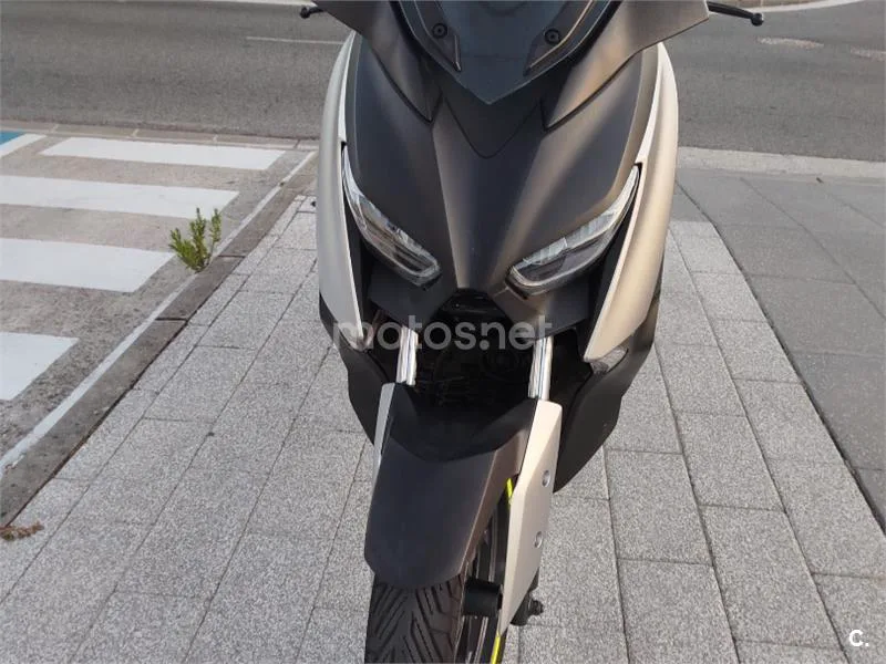 Yamaha XMAX 300 3900 € 2019 Navarra - 1